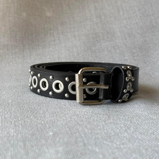 Studded Big Hole Belt, Black.