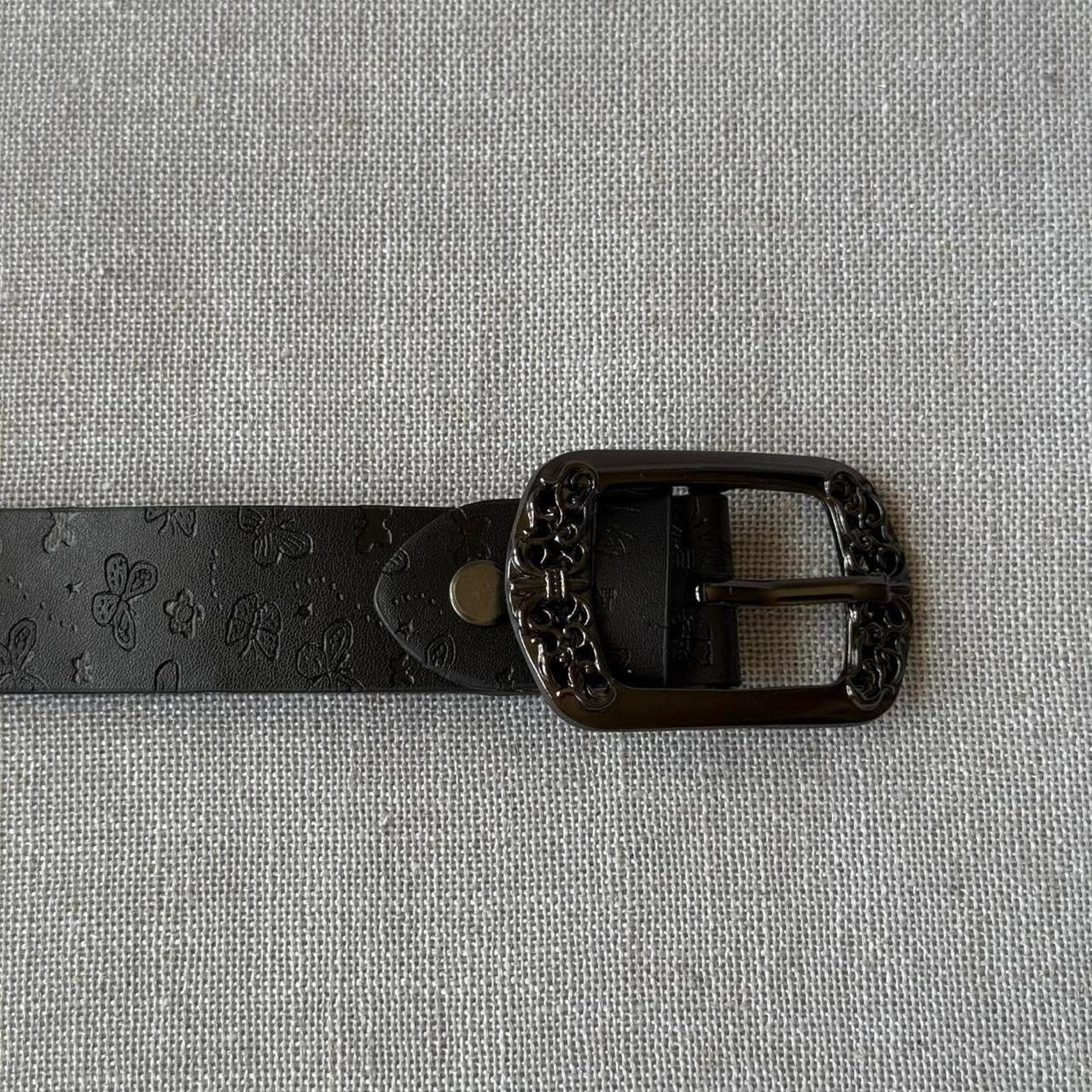 Butterfly Flower Engraved Belt, Black.