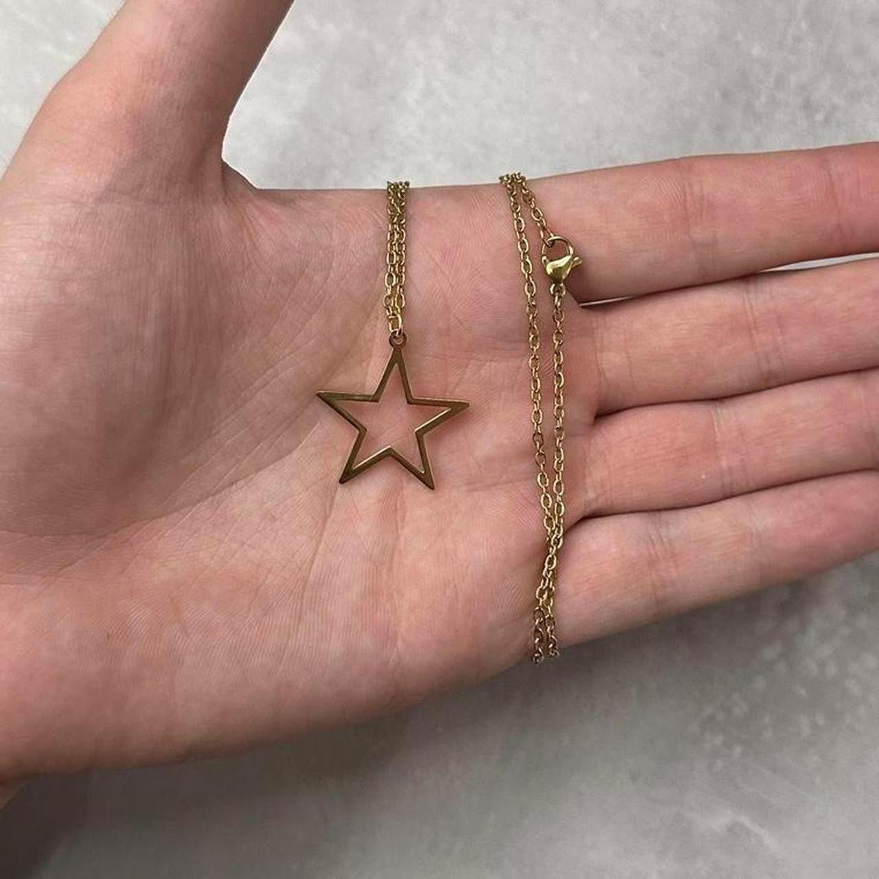 Star Necklace, Gold.