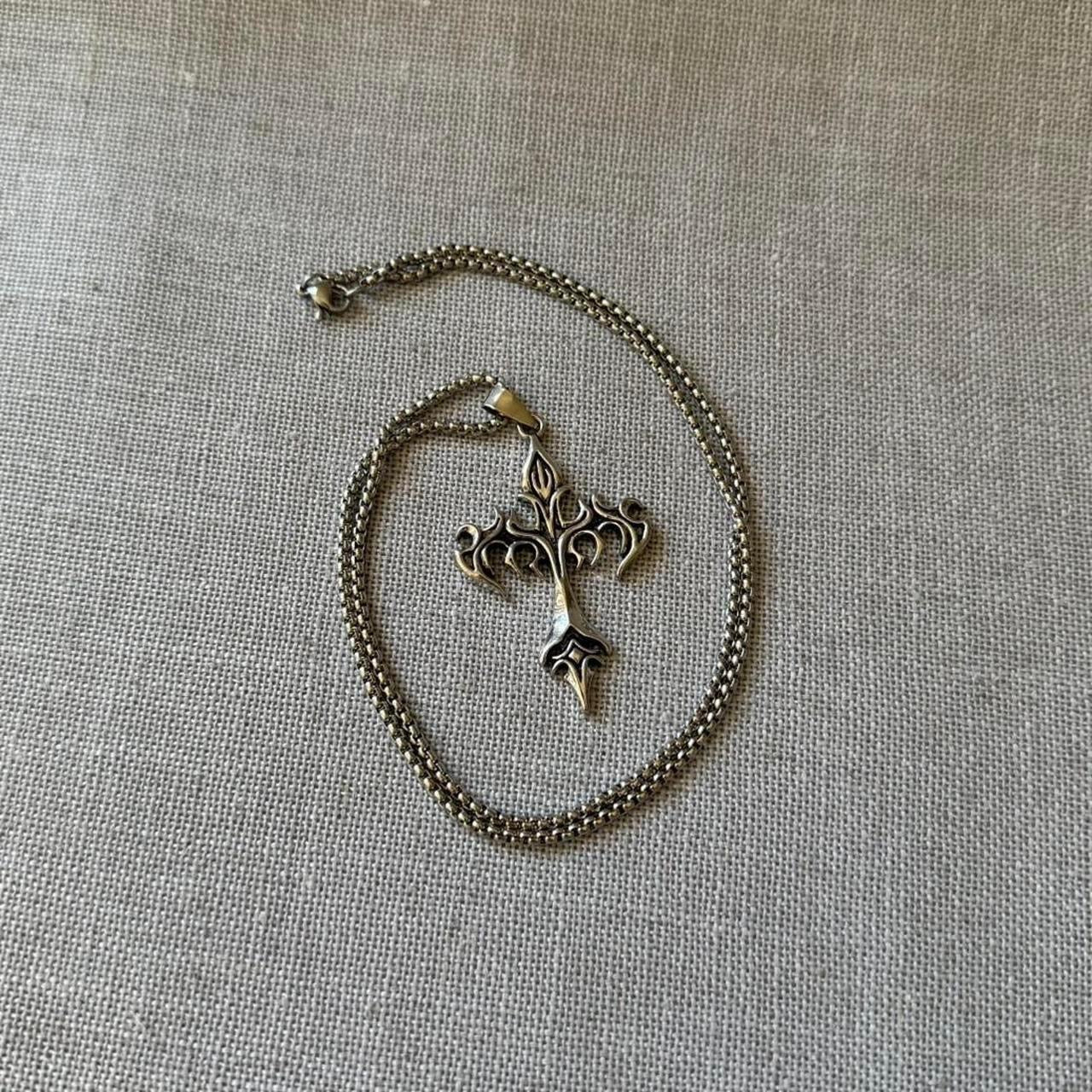 Gothic Cross Necklace, Silver.