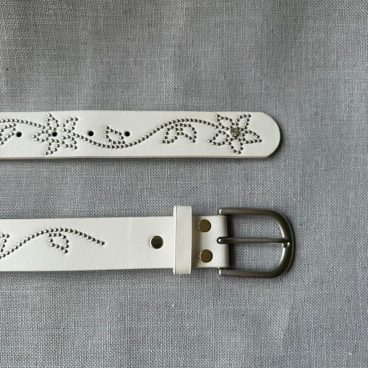 White Floral Studded Belt – DESIRED NY