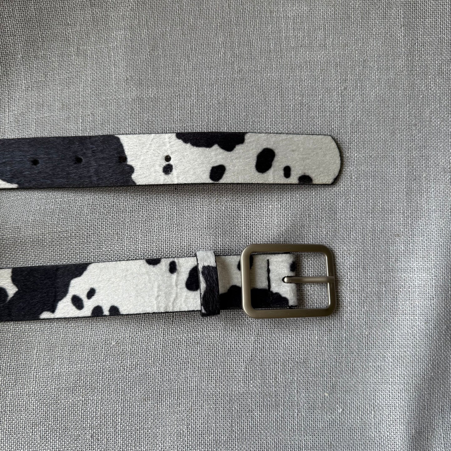 Cowhide Belt, Black & White.