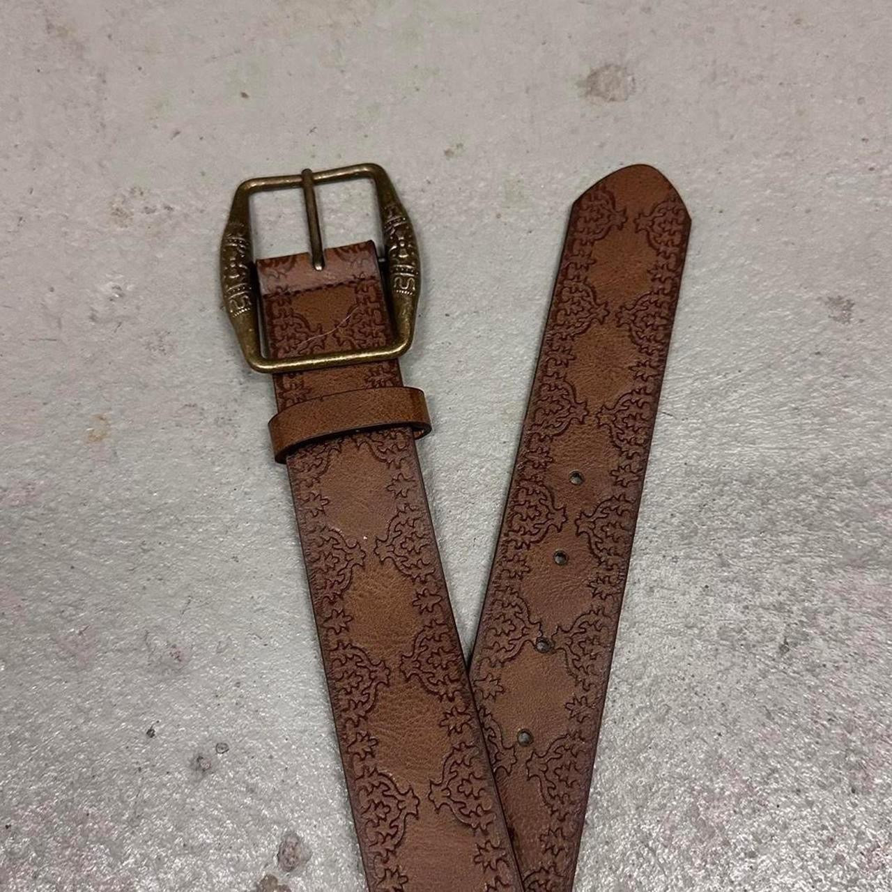 Engraved Gold Buckle Belt, Brown.