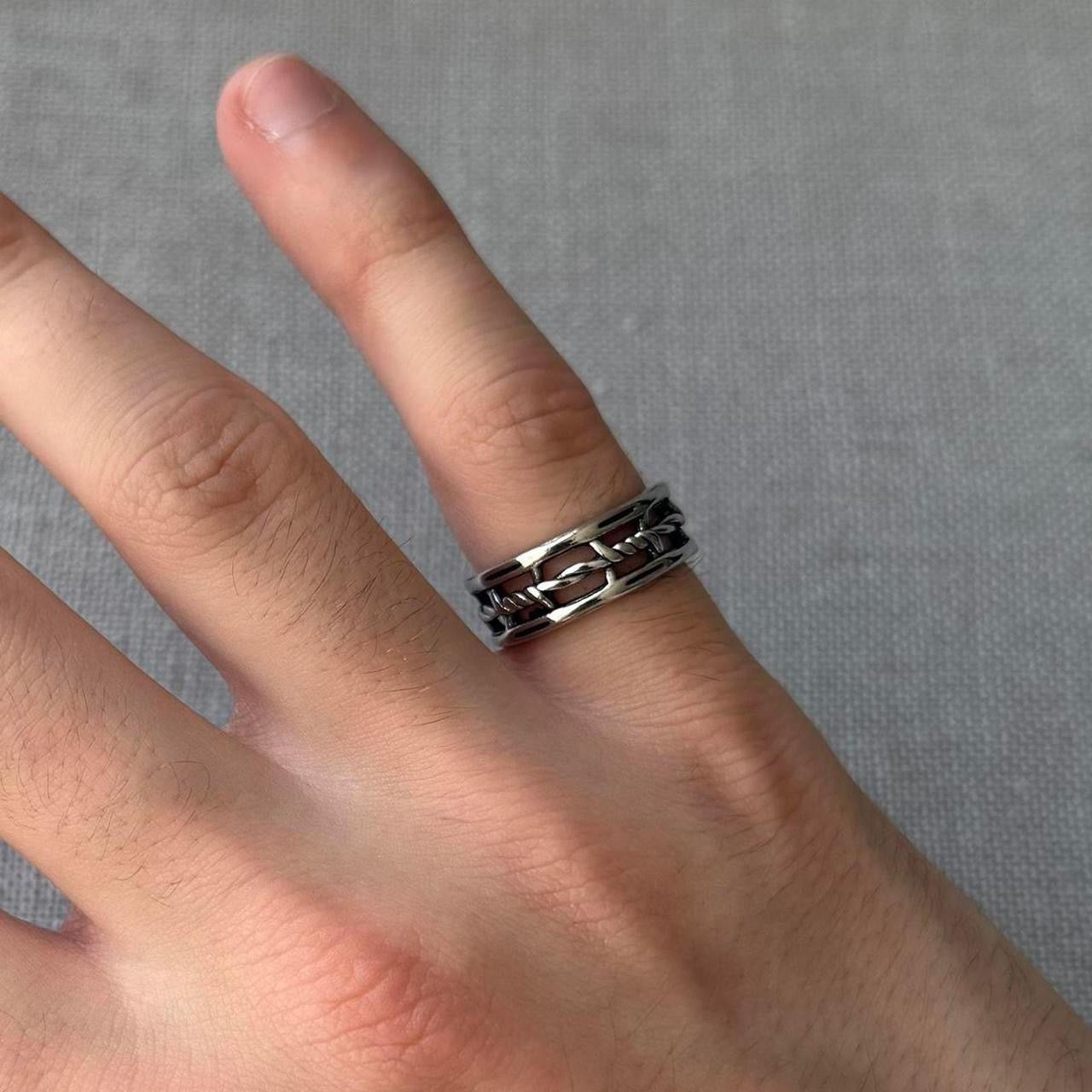 Barbed Wire Ring, Silver.