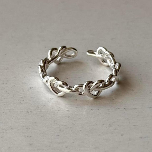 Barbed Hearts Ring, Silver.