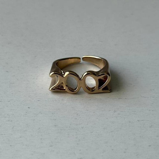 2002 Ring, Gold.
