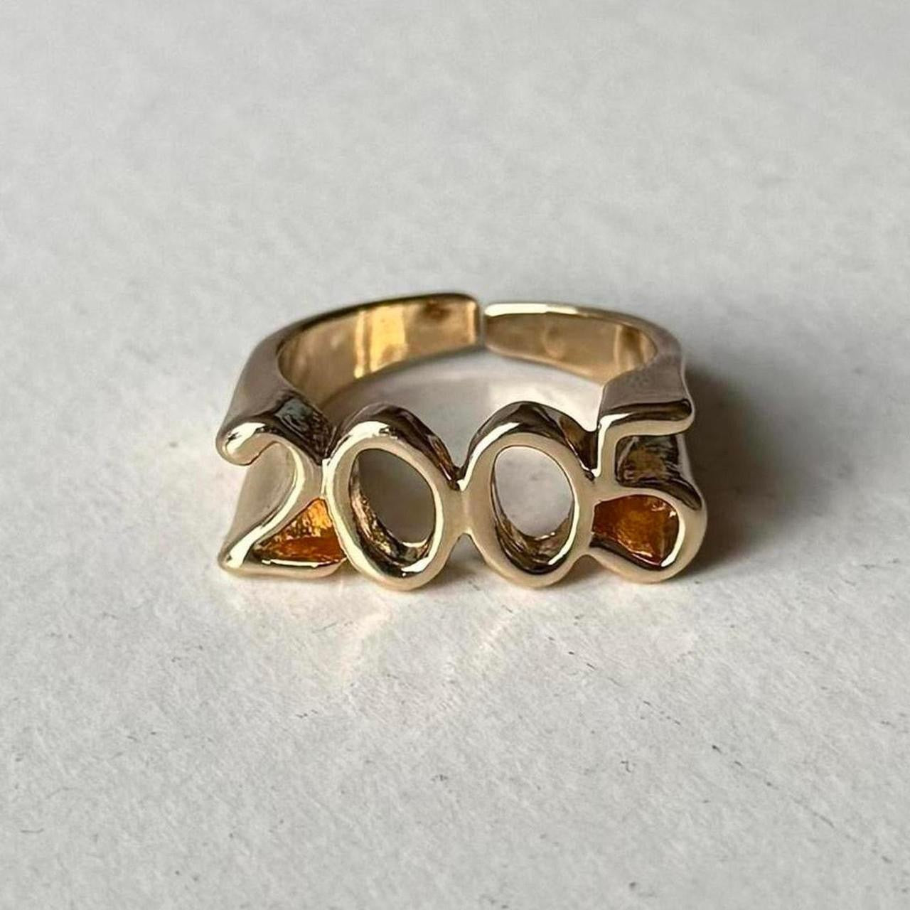 2005 Ring, Gold.