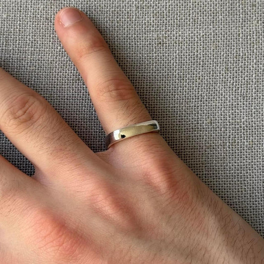 Rounded Square Ring, Silver.