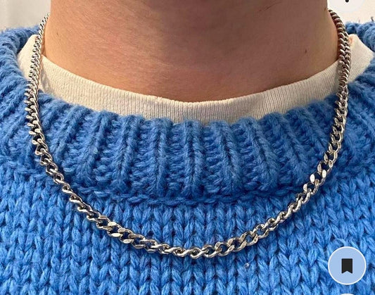 Curb Link Chain Necklace, Silver.